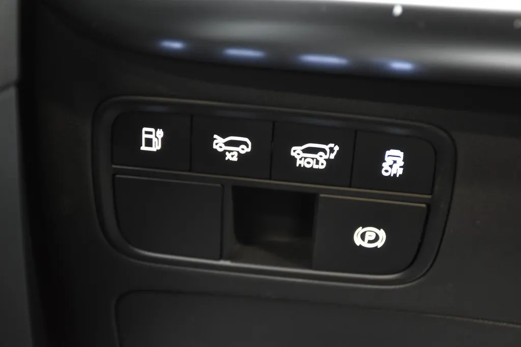 Hyundai IONIQ 9 110,3 kWh 218pk RWD Connect+