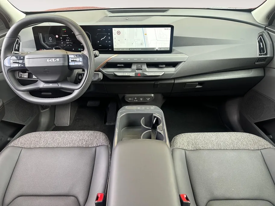 Kia EV5 Plus 81.4 kWh | 3000,- INRUILVOORDEEL | nieuw te bestellen | Geventileerde Stoelen | Stoel/Stuurverwarming |