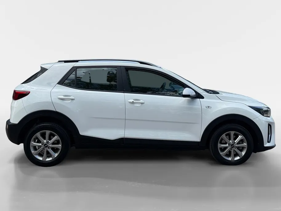 Kia Stonic 1.0 T-GDi MHEV DynamicLine Navigatie | Achteruitrijcamera | Lichtmetaal | Resterende fabrieksgarantie |