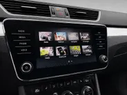Škoda Superb Combi 1.4 TSI 218pk DSG iV Business Edition · Apple/Android Car Play · Wegklapbare Trekhaak · P-Sensoren · Navigatie · 17'' Inch ·