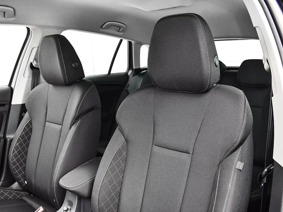 Škoda Scala Selection 1.0 TSI 85 kW / 115 PK Hatchback 6 versn | Image Pakket | 1000,- inruilvoordeel!!