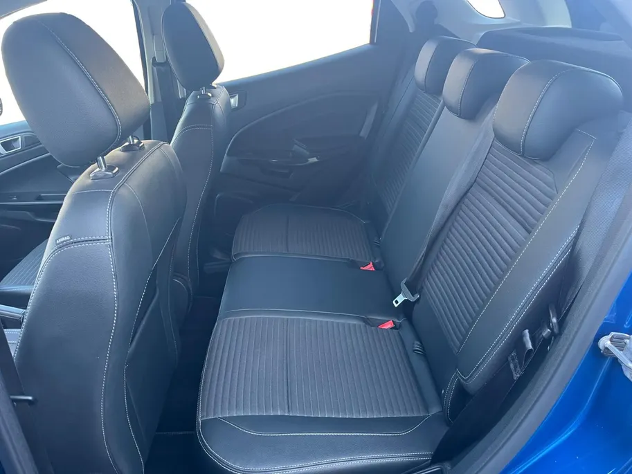 Ford EcoSport 1.0 EcoBoost Titanium | Dealer onderhouden | 1e eigenaar | NL auto | Winter pack | Navigatie | Apple carplay & Android auto | BLIS | Parkeersensoren voor en achter | Achteruitrijcamera | Cruise control | 17' lichtmetalen velgen | Bovag garantie |