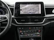 Volkswagen T-Roc 1.5TSI/150PK R-Line Business+ · Panoramadak · Trekhaak · Camera · Apple/Android Car Play · Navigatie · Stoelverwarming · Garantie t/m 09-10-2027 of 100000km.