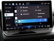 Volkswagen Golf Life Edition 1.5 eHybrid 204 PK 6 versn. DSG · Achteruitrijcamera · Draadloze telefoonlader · Comfort pakket ·