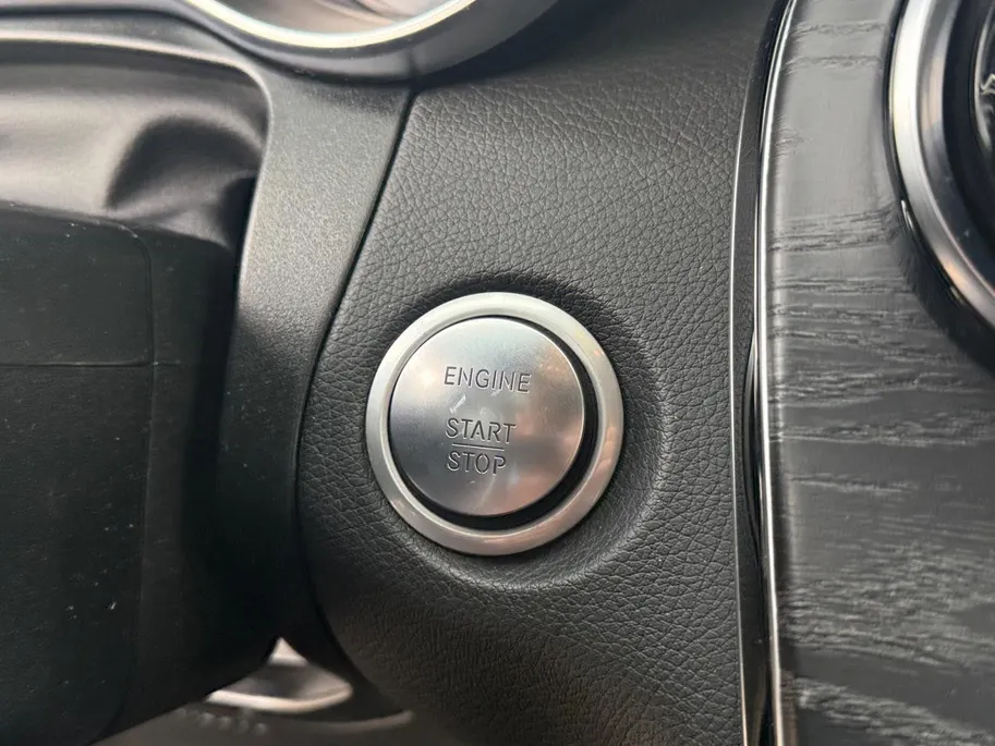 Mercedes-Benz GLC 350e 4MATIC Premium Plus | Head-Up Display | Lederen Elektr. Stoelen | Stoelverwarming | Achteruitrijcamera | Incl. Winterset! | 12 maanden garantie! |