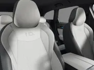 Volkswagen ID.7 Limited Edition Plus 86 kWh accu, 286 PK · Achteruitrijcamera · Draadloze telefoonlader · Interieur Style Pakket Plus · Trekhaak inklapbaar, met elektrische ontgrendeling · Prijs is inclusief inruilpremie ·