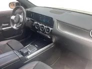 Mercedes-Benz GLA 180 Business Solution AMG *Automaat*Navi+Camera*Trekhaak*Stoelverwarming*Elekt. Achterklep.*1ste Eigenaar!