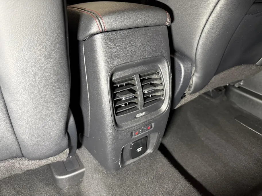 Ford Kuga 2.5 PHEV ST-Line 225 PK | Winterpack | 18' Lichtmetalen Velgen