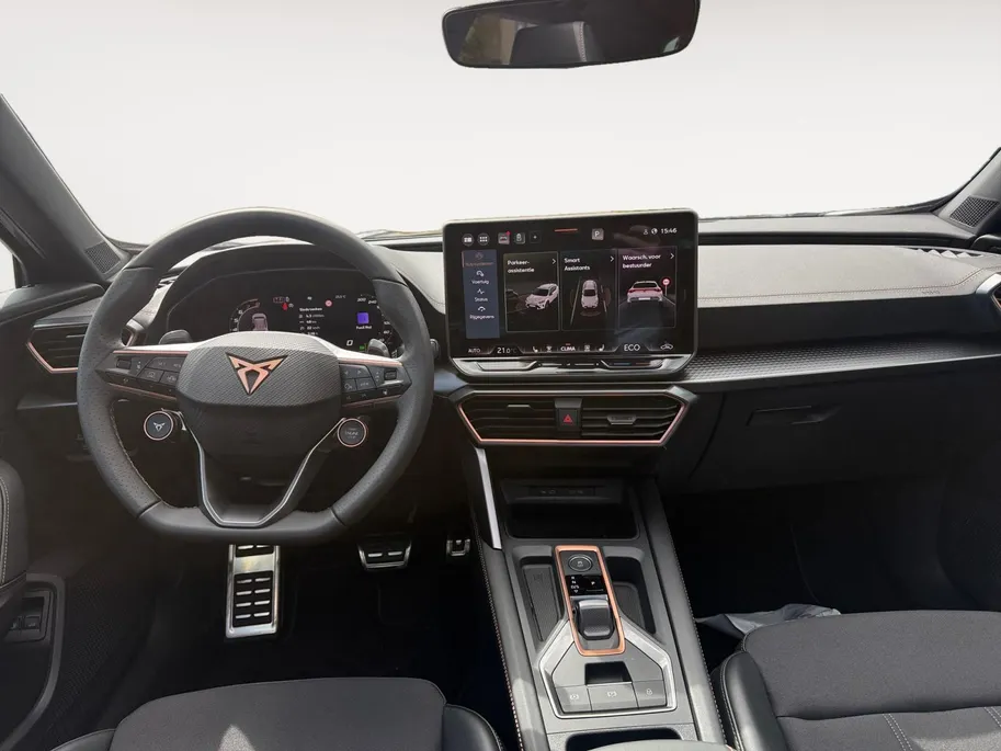 CUPRA Formentor 1.5 TSI e-Hybrid Business Afneembare trekhaak | panorama dak | stoel/stuur verwarming | Carplay |