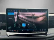 Volkswagen Tiguan 1.5eHybrid/204PK DSG R-Line · Panoramadak · Leder · 360 Camera · Stoelventilatie · Massage · Keyless · Harman Kardon Audio · Garantie t/m 03-04-2030 of 100.000km