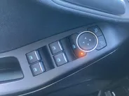 Ford Fiesta 1.0 EcoBoost 95 pk Titanium Apple Carplay/ Android Auto - Climate Control - Parkeersensoren achter