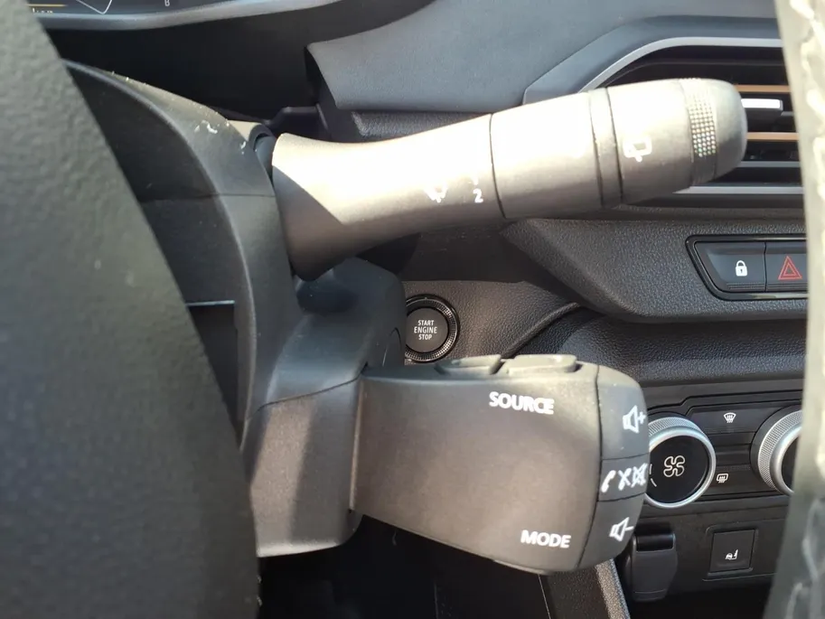 Dacia Jogger 1.6 Hybrid 140 Extreme 7p. Automaat | Airco/climate | Navigatie | Android/Apple car play | 1 jaar Garantie.
