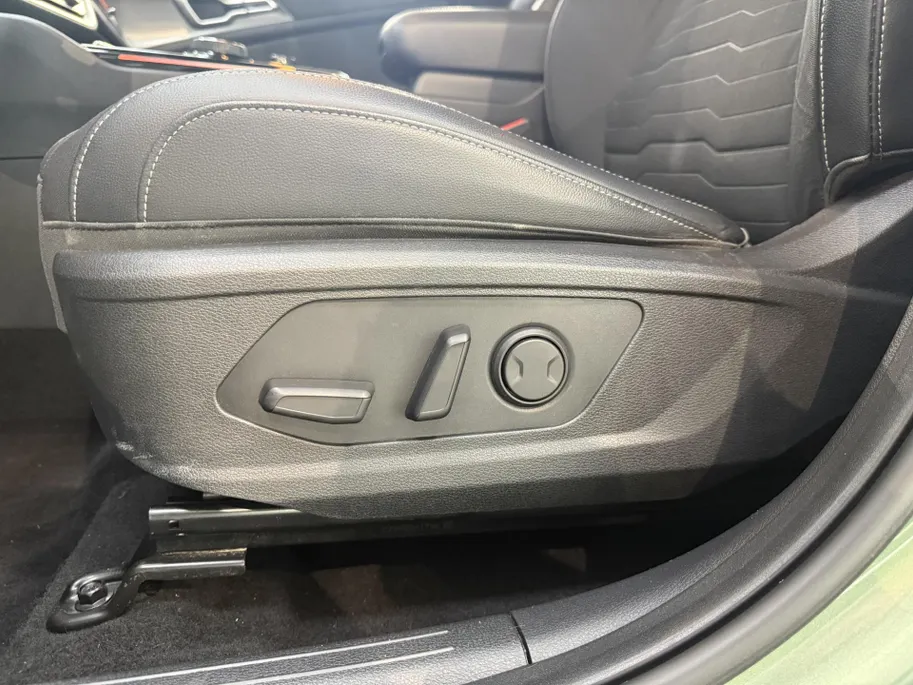 Kia Sportage 1.6 T-GDi Plug-in Hybrid AWD DynamicLine Stoelverwarming
