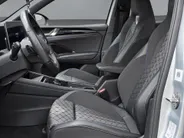 Volkswagen Tiguan 1.5 eHybrid 204pk DSG R-Line Business · Camera · Stuur- & Stoelverwarming · Dodehoeksensor · 20'Velgen · Apple/Android Car Play · Garantie t/m 30-09-2030 of 100.000km