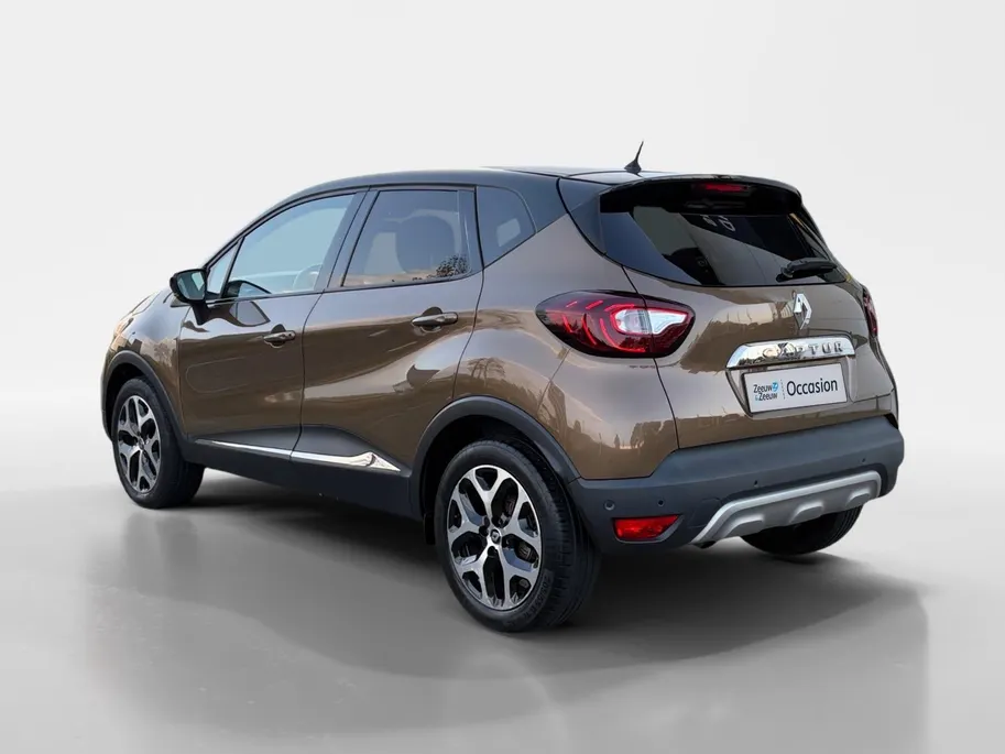 Renault Captur 120PK TCe Intens | 1ste Eigenaar | Navigatie | Climate Control | Camera | Lichtmetalen Velgen | Parkeersensoren | Cruise Control | Park Assist | Bluetooth Audio/Telefoon | Licht & Regen Sensor |