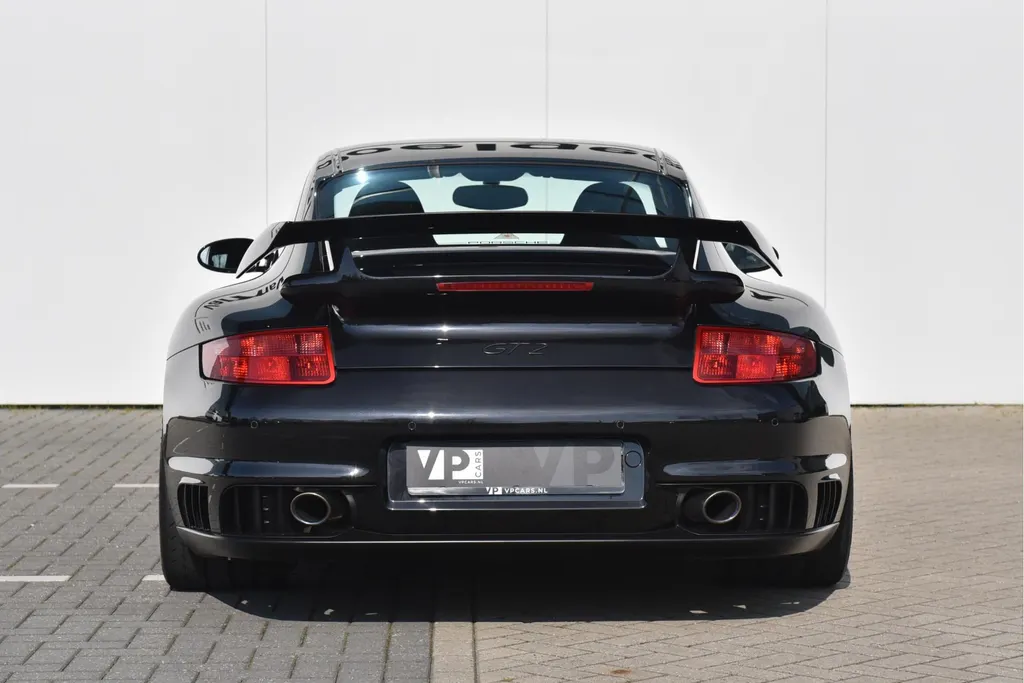 Porsche 911 3.6 GT2