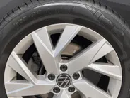 Volkswagen Tiguan 1.5TSI/150PK Life Business Trekhaak · Camera + parkeersensoren · Navigatie
