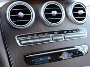 Mercedes-Benz GLC 300 4MATIC AMG line l Panoramadak l Stoelverwarming l Ambiente lichtpakket