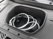 Kia EV5 GT-PlusLine 81.4 kWh | Schuifdak | Stuur-/stoelverwarming + ventilatie | Warmtepomp | 360 Camera | Geheugenstoel | Leer | HUD | LED | 19' LM |