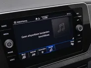 Volkswagen T-Cross 1.5TSI 150PK R-Line DSG · Trekhaak · Camera · Navigatie · Apple/Android Car Play · Stoelverwarming · Garantie t/m 01-10-2025
