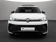 Volkswagen Tiguan 1.5eHybrid 150kW/204PK R-Line Black Style · Leder · Trekhaak · Panoramadak · 360°Camera · Garantie t/m 28-10-2030 of 100000km.
