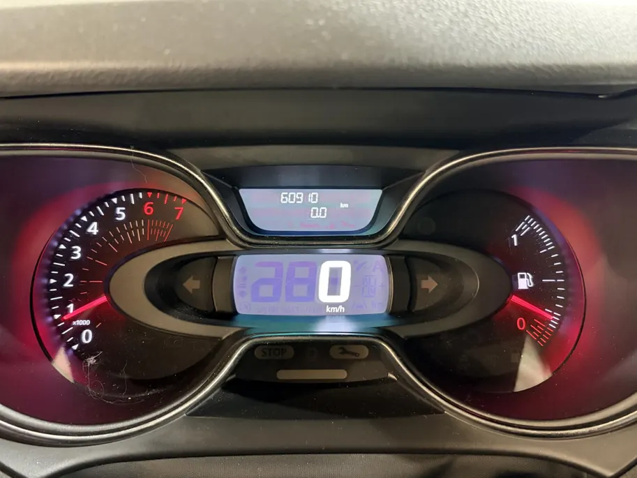 Renault Captur 120PK TCe Intens | 1ste Eigenaar | Navigatie | Climate Control | Camera | Lichtmetalen Velgen | Parkeersensoren | Cruise Control | Park Assist | Bluetooth Audio/Telefoon | Licht & Regen Sensor |