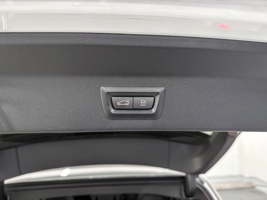 BMW iX3 High Executive Edition