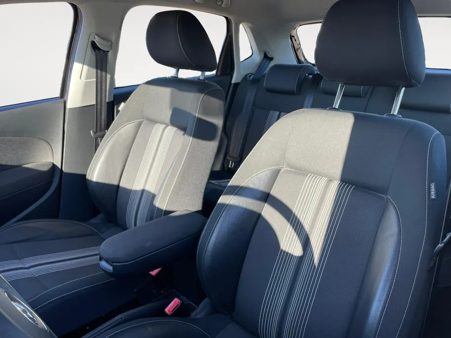 Volkswagen Polo 1.2 TSI Comfortline | AUTOMAAT | CAMERA | CRUISE | LICHTMETALEN VELGEN | AIRCO |
