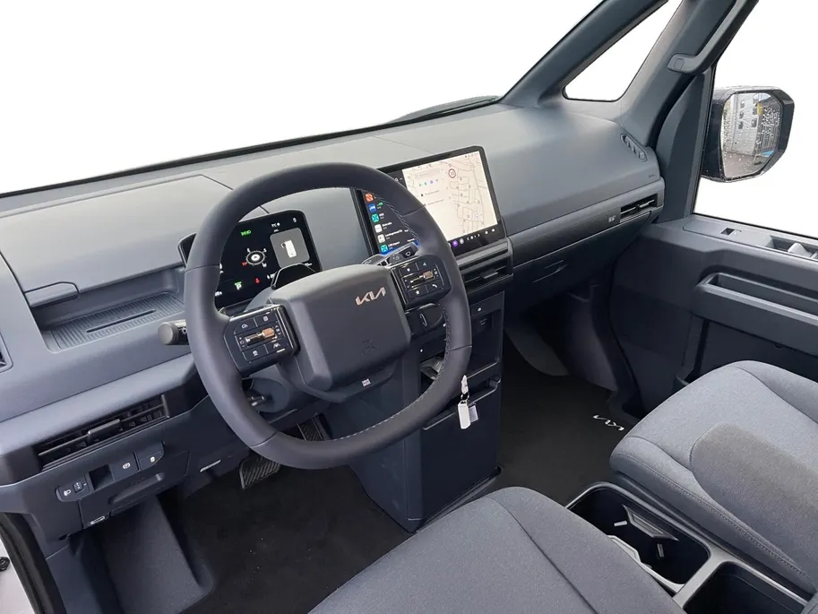 Kia PV5 L2H1 Plus 51.5 kWh | Stoel verwarming | Navigatie |  Climate control | All-Season banden |  4,420L inhoud | DEMO