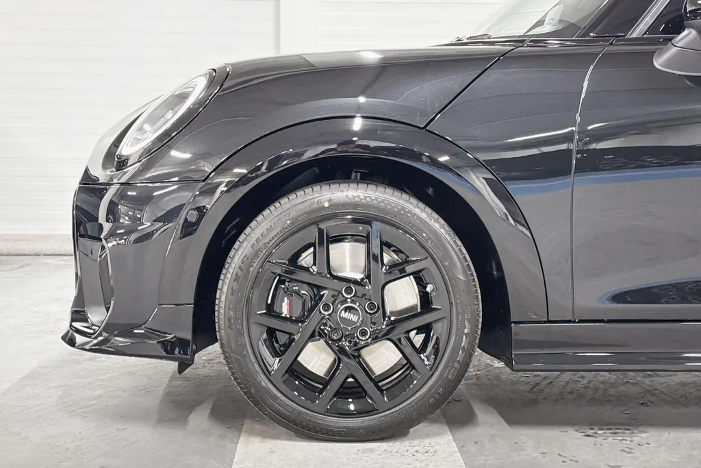 MINI Cooper 5-deurs John Cooper Works M