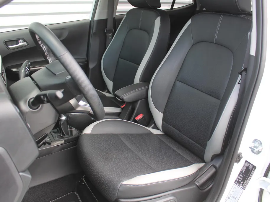 Kia Picanto 1.0 DPI GT-Line | Stuur-/stoelverwarming | Schuifdak | Camera | Dodehoek detectie | Telefoonlader | Clima | Navi | 16' LM | LED | Cruise |