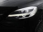 Volvo V40 Cross Country 1.5 T3 Dynamic Edition | Trekhaak | 17' LM | Panoramadak | Leer | PDC v+a | Camera | Stoel-/voorruitverwarming | HK audio |