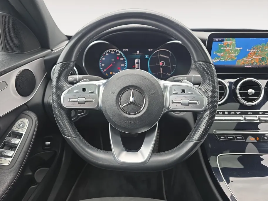 Mercedes-Benz C-Klasse 180 Business Solution AMG | Panoramadak | Cruise Control | Achteruitrijcamera | Apple Carplay/Android Auto |