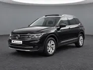 Volkswagen Tiguan 1.4 TSI eHybrid 245pk DSG Elegance · SOH 93,1% · Panoramadak · Camera · Parkeerassistent · Matrix LED · Keyless · Elek. Achterklep ·