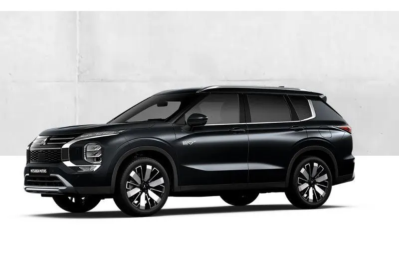 Mitsubishi Outlander 2.4 PHEV Instyle € 5.000 euro korting eigen voorraad| 8 jaar garantie| Snel leverbaar | Totaalprijs op is op.m26