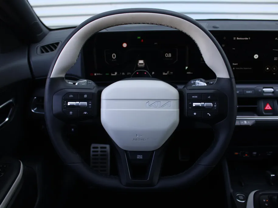 Kia K4 Sportswagon 1.0 T-GDi MHEV GT-Line Launch Edition (pano) | Stuur-/stoelverwarming | Camera | LED | 17' LM | Elek. stoel | Draadloze telefoonlader |