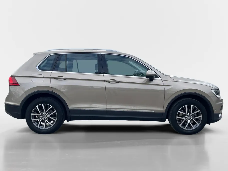 Volkswagen Tiguan 1.4 TSI ACT Highline | Navigatie | Stoelverwarming | Automaat | Adaptive Cruise Control