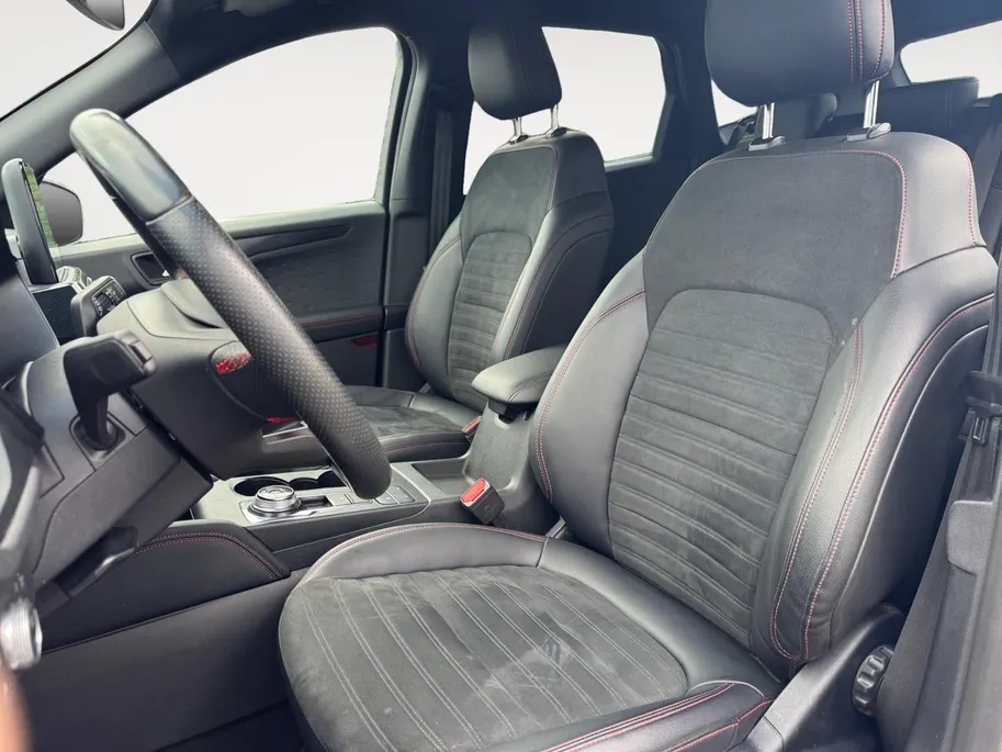 Ford Kuga 2.5 PHEV ST-Line X | Trekhaak | Navigatie | Stoel + Stuurverwarming | Keyless entry | Adaptive cruise control