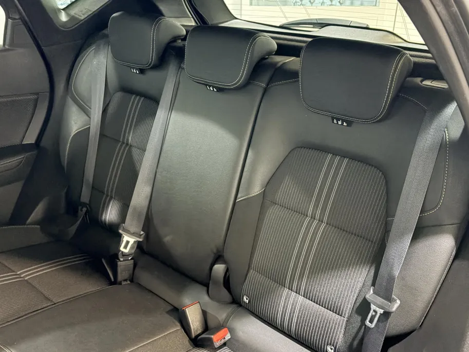 Renault Captur 145PK E-Tech Full Hybrid Engineered Automaat | 1e Eigenaar | Adaptieve Cruise Control | Apple Carplay/Android Auto | Camera | Parkeersensoren | Climate Control | Keyless | Digital Cockpit | Stuurwiel Verwarming |