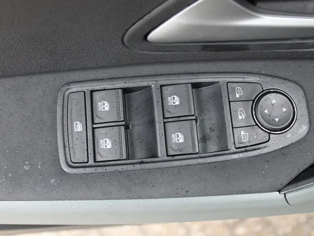 Dacia Duster Eco-G 120 extreme | Winter Pack | Around Viewmonitor | Apple CarPlay & Android Auto | DEMO VRAAG NAAR DE BESCHIKBAARHEID