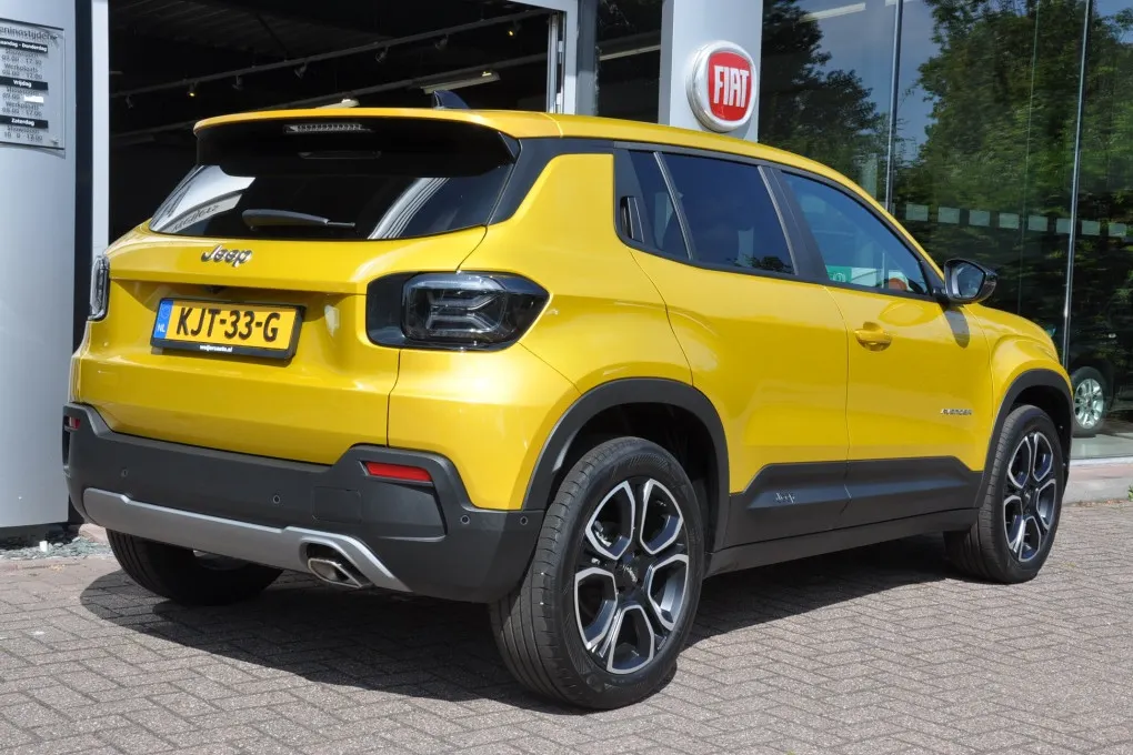 Jeep Avenger 1.2 e-Hybr Summit Great car, small price