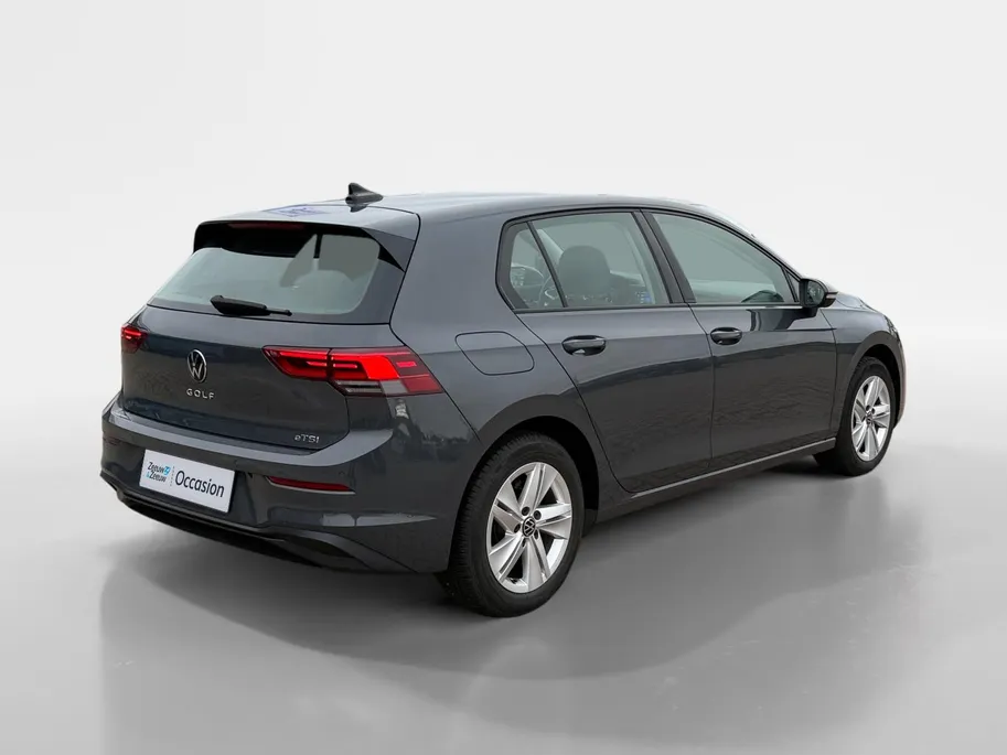Volkswagen Golf 1.0 eTSI Life Business | CARPLAY | STOELVERWARMING | PARKEERSENSOREN | LICHTMETALEN VELGEN |