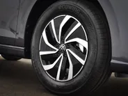 Volkswagen Polo 1.0 TSI 95pk Life Edition · Camera · Apple/Android Car Play · P-Sensoren · 15'' Inch · Voorraad OUTLET · Prijs is inclusief inruilpremie · MEGA SALE
