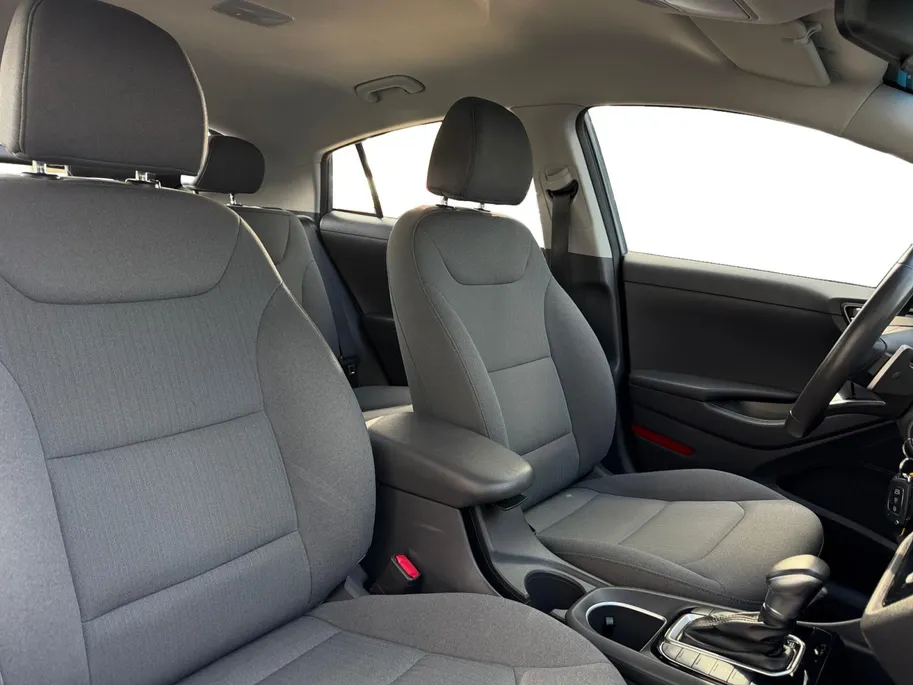 Hyundai IONIQ 1.6 GDi Hybrid i-Motion | Nette auto | Dealer onderhouden | Achteruitrijcamera | Apple CarPlay & Android Auto | Climate control |