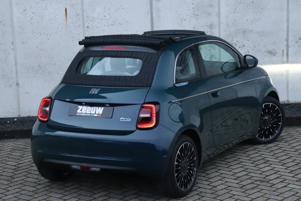 Fiat 500e C La Prima by Bocelli 42 kWh | JBL | Winter | Camera | 17′