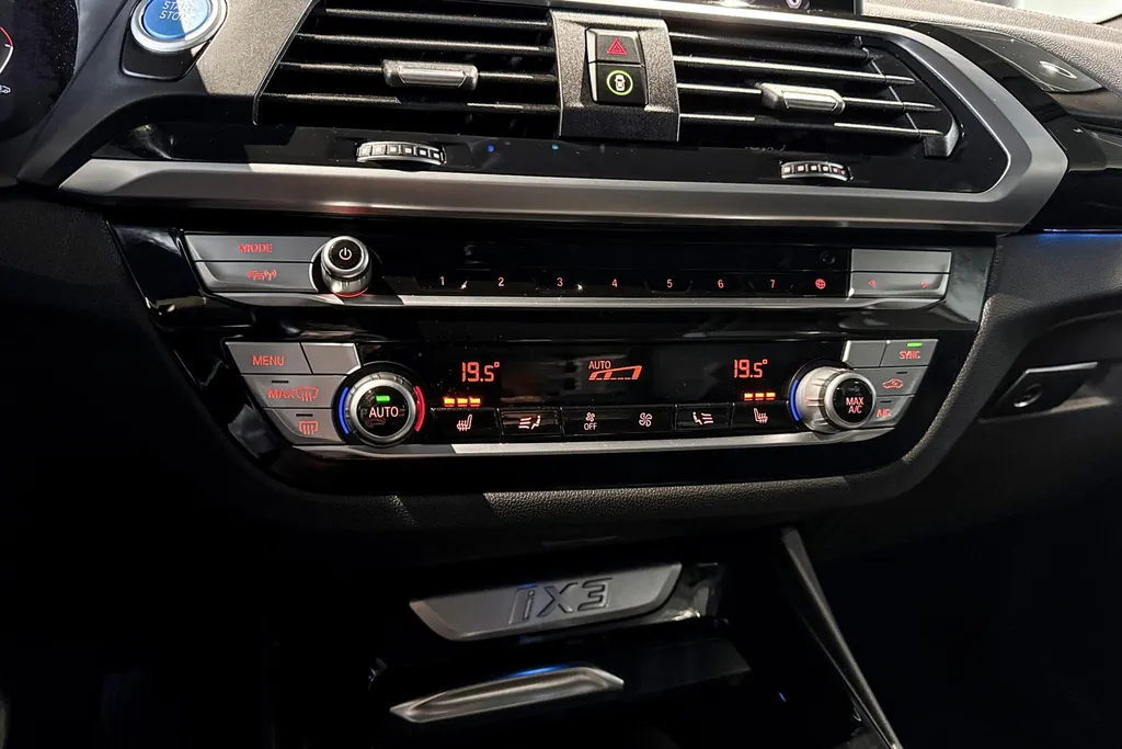 BMW iX3 Executive 80 kWh