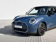 MINI Cooper 3-deurs Electric Cooper E Favoured L 40.7 kWh