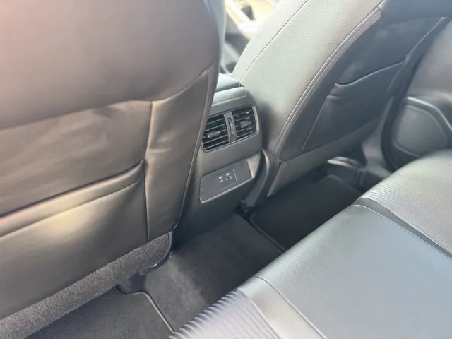 Nissan QASHQAI 1.3 MHEV Xtronic N-Connecta 1/2 leder
