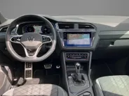 Volkswagen Tiguan 1.5TSI/150PK R-Line DSG · Panoramadak · Harman Kardon sound · Apple/Android Car Play · Camera + Parkeersensoren