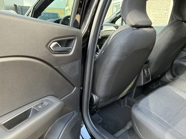 Mitsubishi ASX 1.8i HEV Black Edition + Silverpack